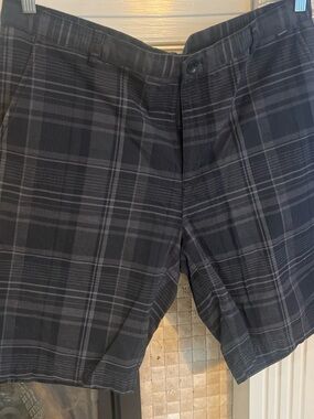 Calvin Klein Black Plaid Flat-Front Shorts